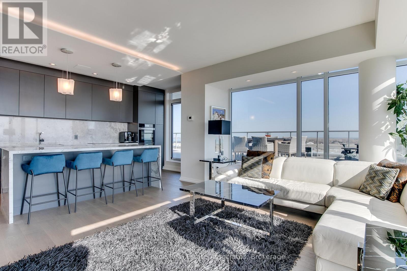 1002 - 90 Stadium Road, Toronto, Ontario  M5V 3W5 - Photo 11 - C12766184