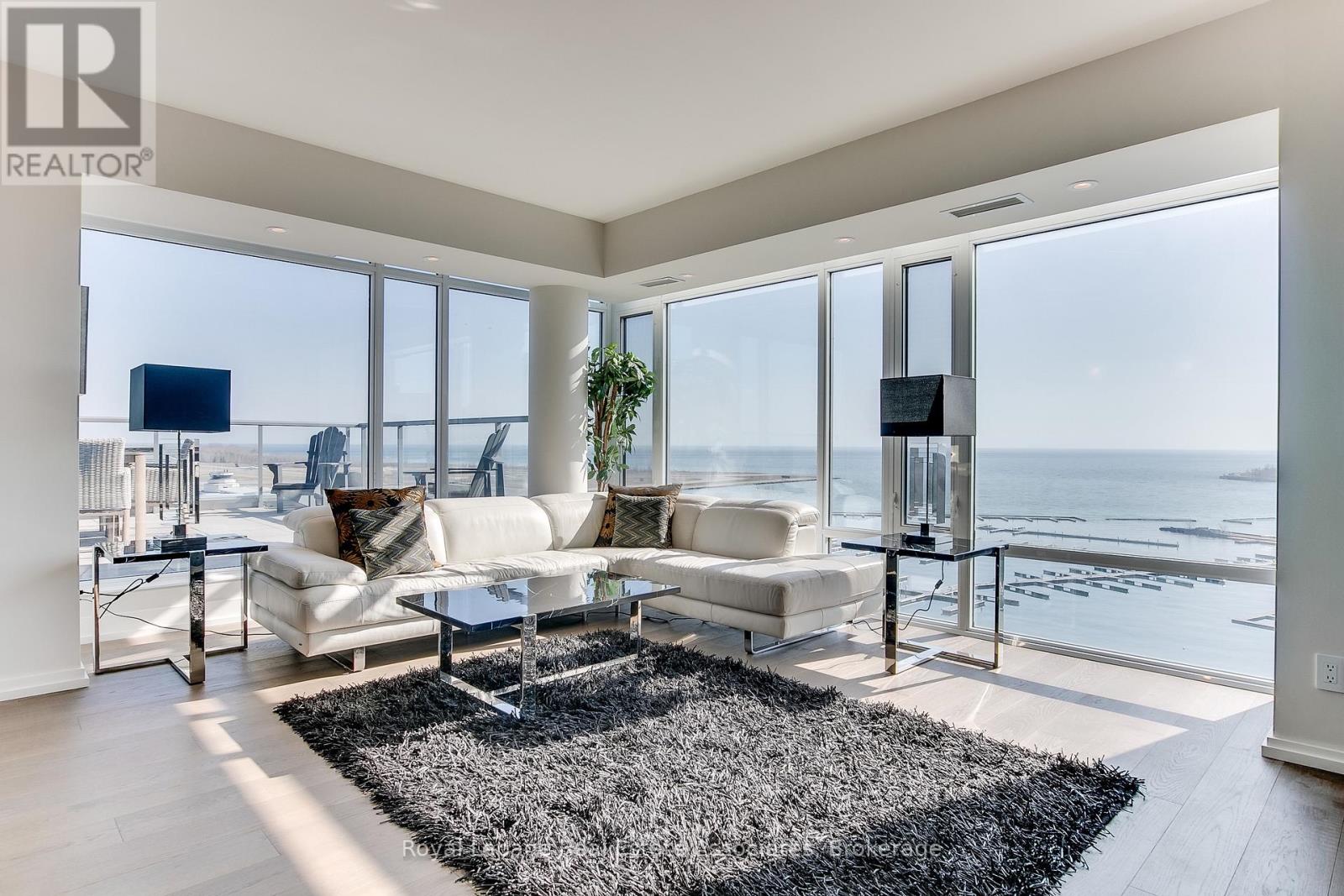 1002 - 90 Stadium Road, Toronto, Ontario  M5V 3W5 - Photo 9 - C12766184