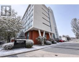 1002 - 90 STADIUM ROAD, Toronto, Ontario