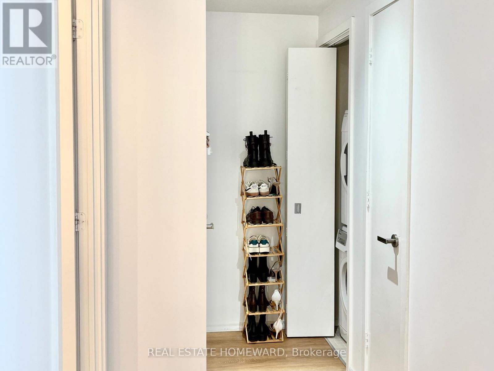 4006 - 5 St. Joseph Street, Toronto, Ontario  M4Y 0B6 - Photo 7 - C12766186