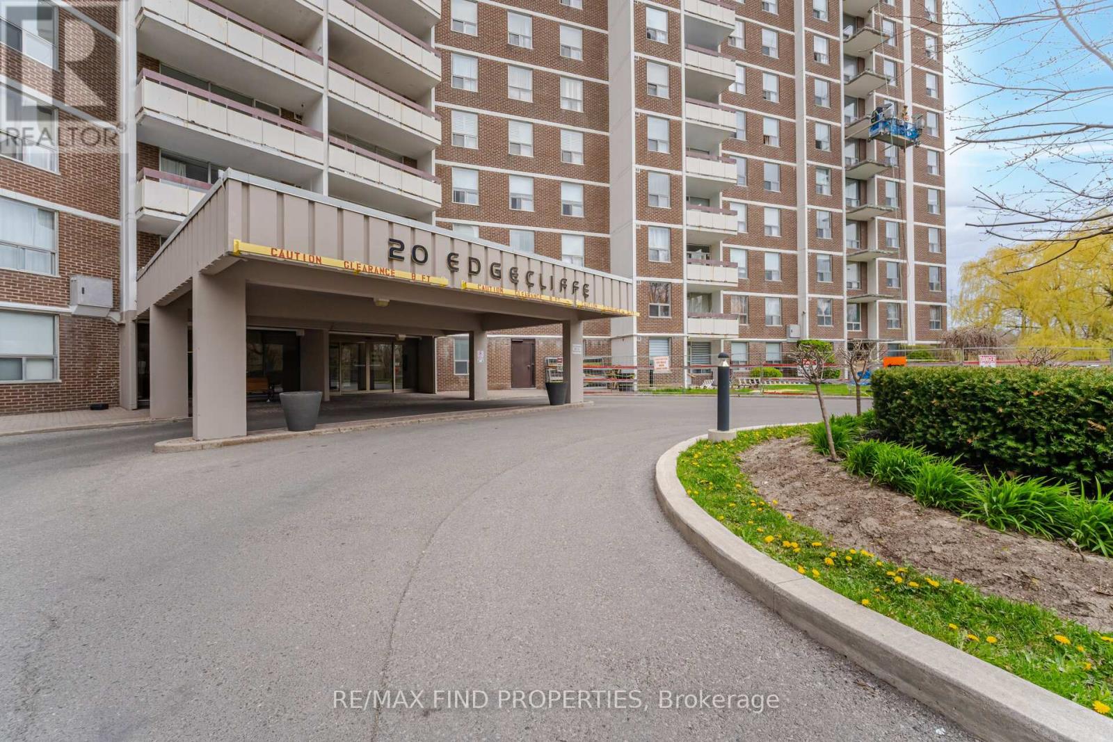 403 - 20 Edgecliffe Golfway, Toronto, Ontario  M3C 3A4 - Photo 2 - C12766230