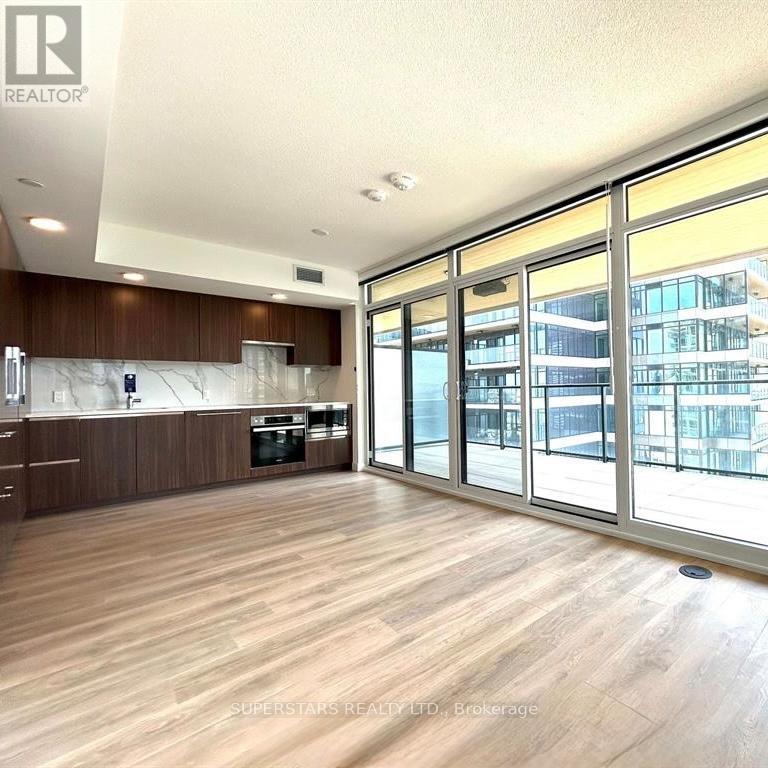 3111 - 3 Concord Cityplace Way, Toronto, Ontario M5V 0X4 - Photo 2 - C12766280