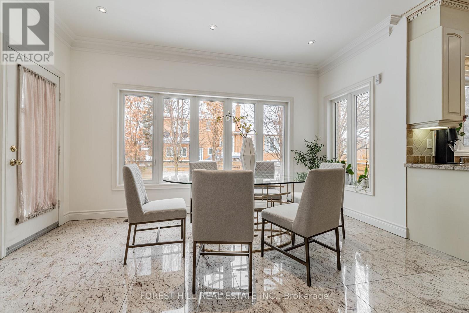 16 Northwood Drive, Toronto, Ontario  M2M 2J8 - Photo 19 - C12766286