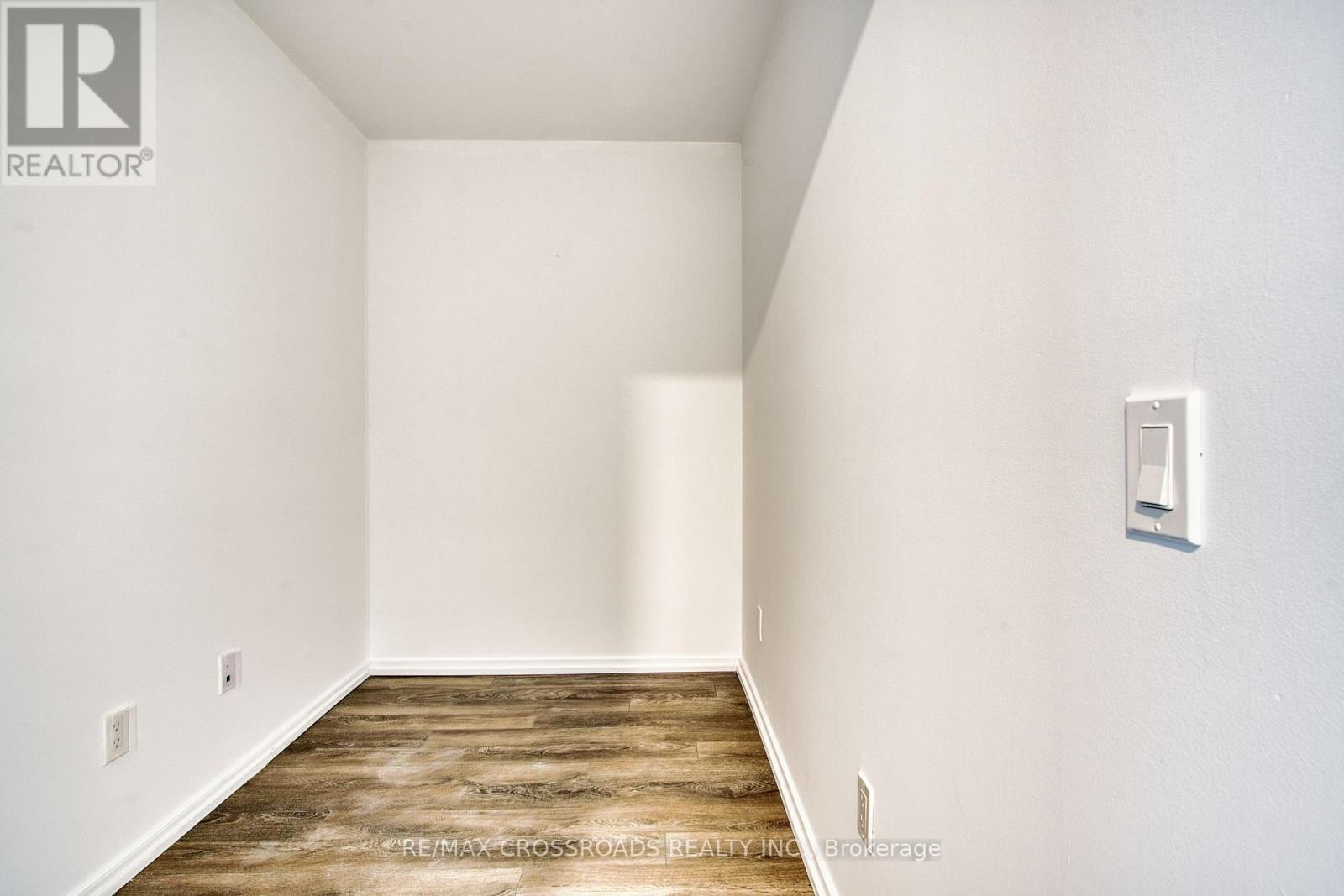 1510 - 197 Yonge Street, Toronto, Ontario  M5B 0C1 - Photo 18 - C12766288