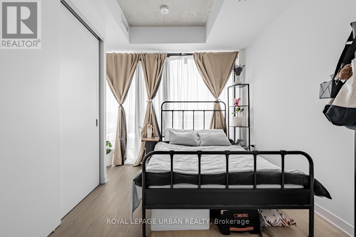 521 - 195 Mccaul Street, Toronto, Ontario  M5T 0E5 - Photo 17 - C12766304