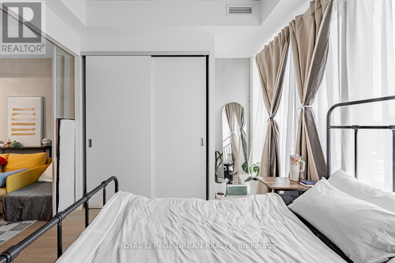 521 - 195 Mccaul Street, Toronto, Ontario  M5T 0E5 - Photo 18 - C12766304