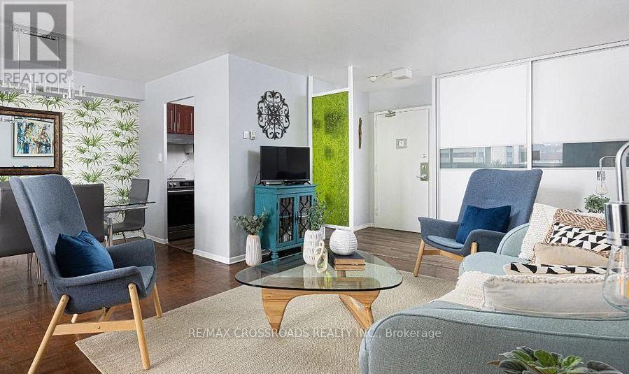 218 - 1 Massey Square, Toronto, Ontario  M4C 5L4 - Photo 4 - E12766174