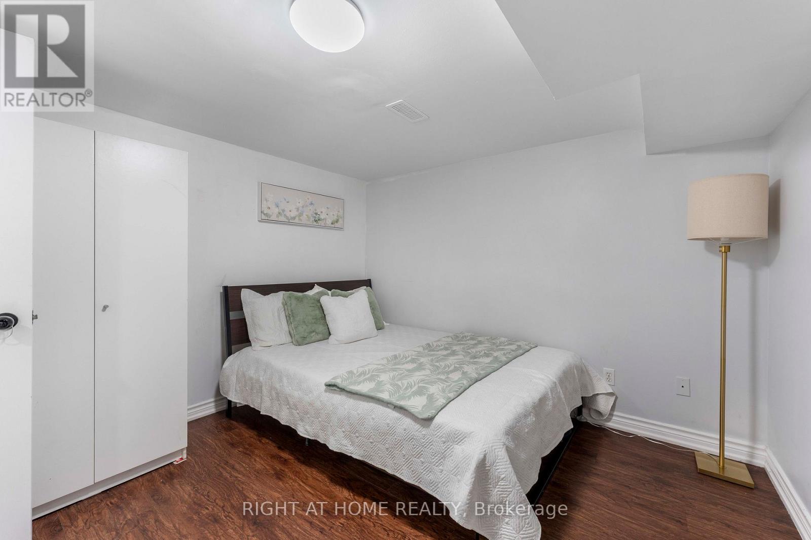 608 Mccowan Road, Toronto, Ontario  M1J 1K1 - Photo 33 - E12766224