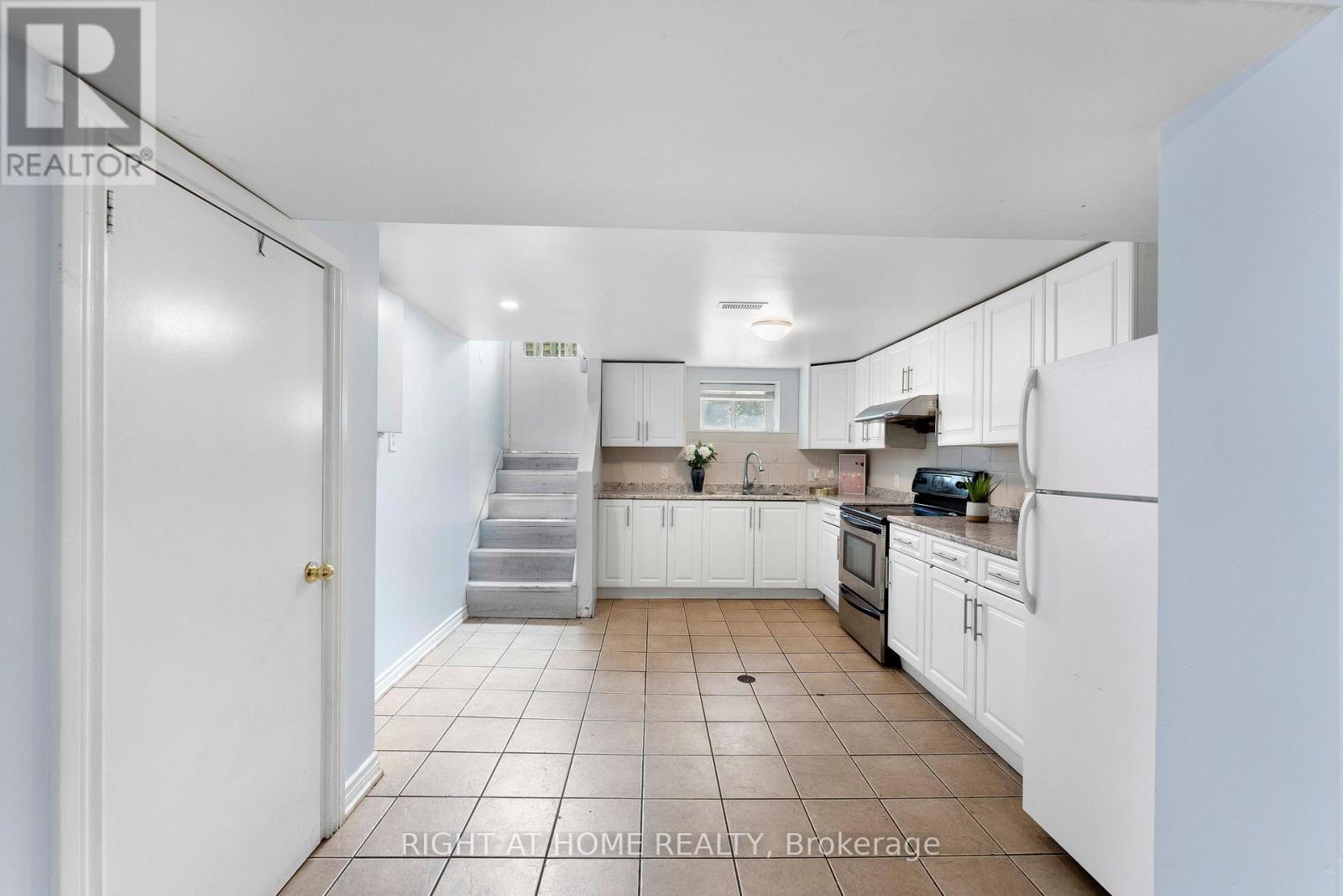 608 Mccowan Road, Toronto, Ontario  M1J 1K1 - Photo 44 - E12766224