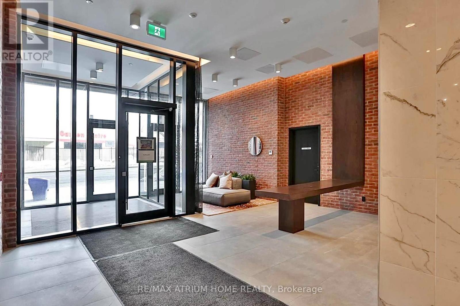 722 - 2799 Kingston Road, Toronto, Ontario  M1M 0E3 - Photo 2 - E12766308