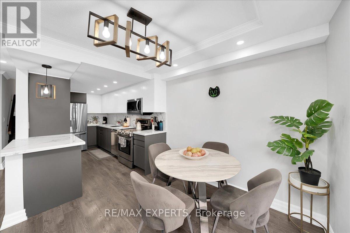 2115 - 11 Wincott Drive, Toronto, Ontario  M9R 2R9 - Photo 10 - W12766018