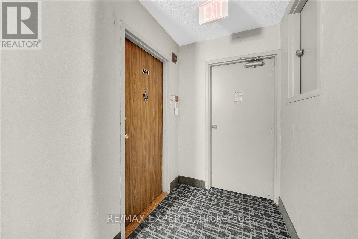 2115 - 11 Wincott Drive, Toronto, Ontario  M9R 2R9 - Photo 29 - W12766018