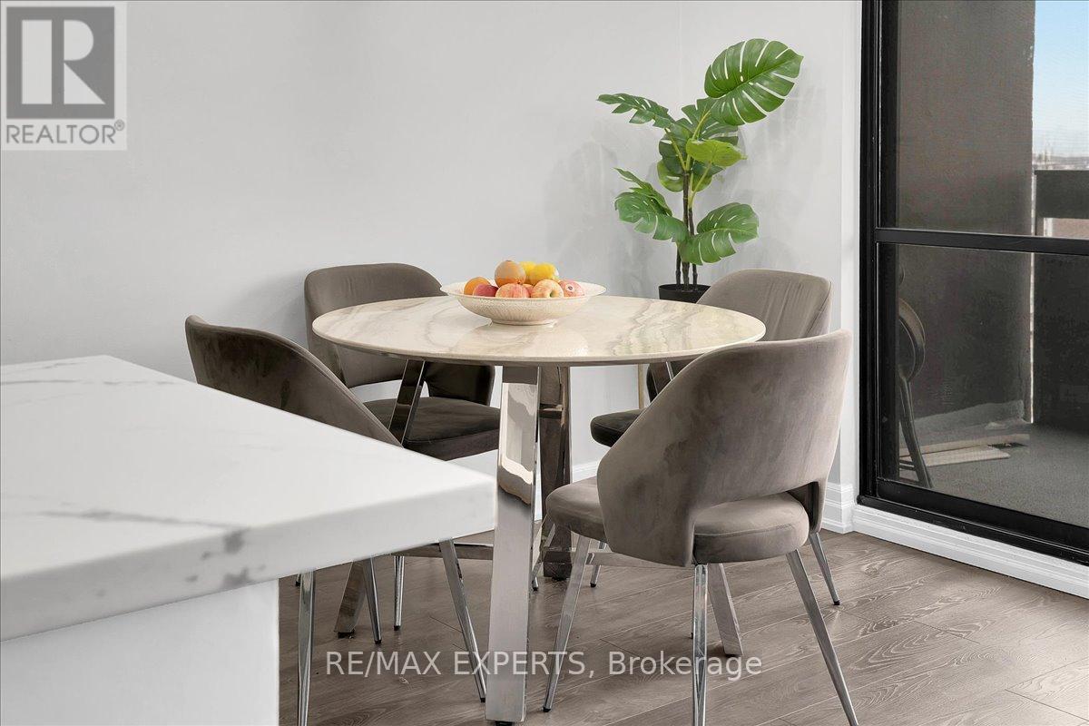 2115 - 11 Wincott Drive, Toronto, Ontario  M9R 2R9 - Photo 8 - W12766018