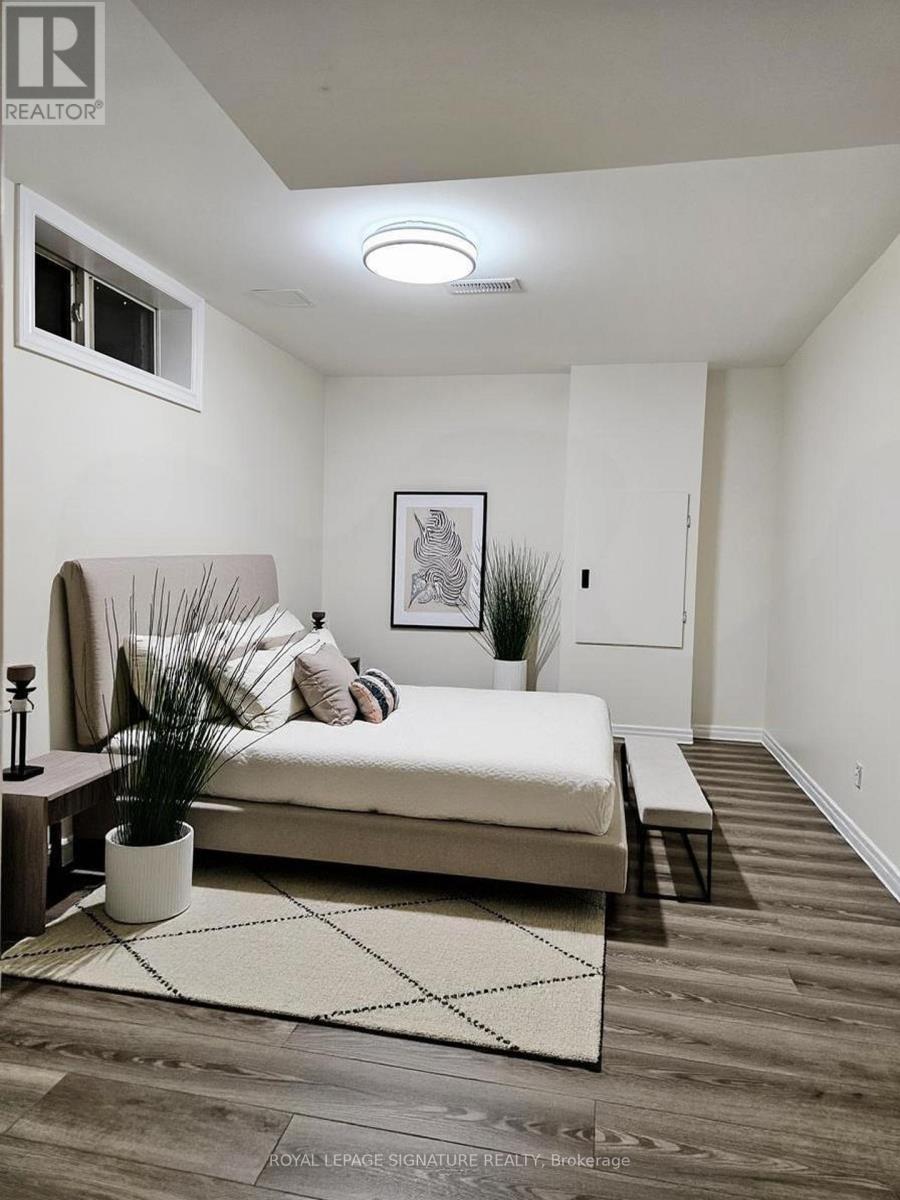 B2 - 2368 Drury Lane, Ottawa, Ontario  K2C 1G5 - Photo 3 - X12764208