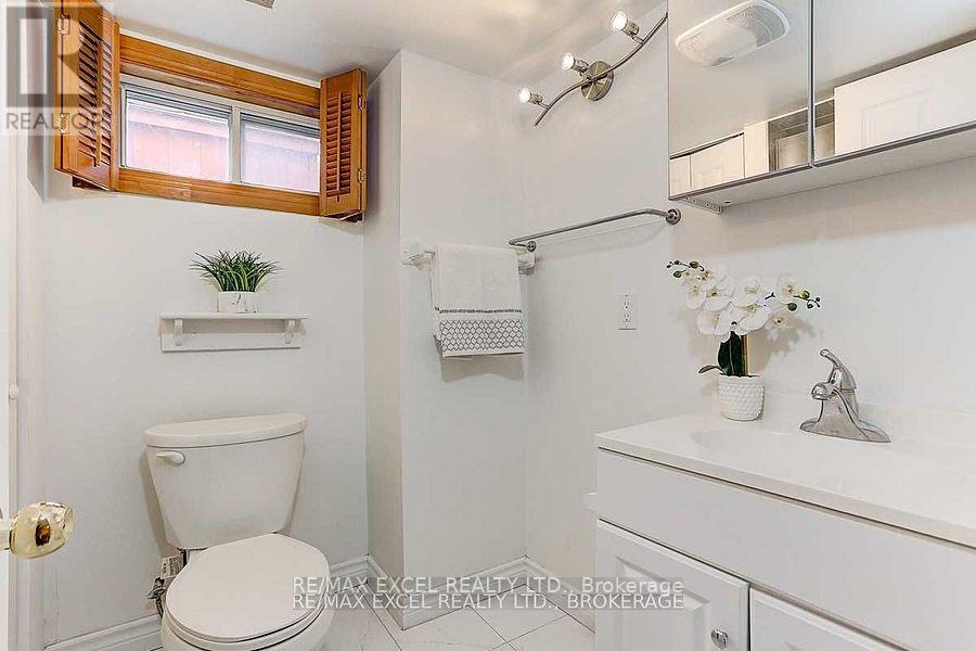 (Bsmt) - 263 Zelda Crescent, Richmond Hill, Ontario  L4C 2Y7 - Photo 13 - N12766208