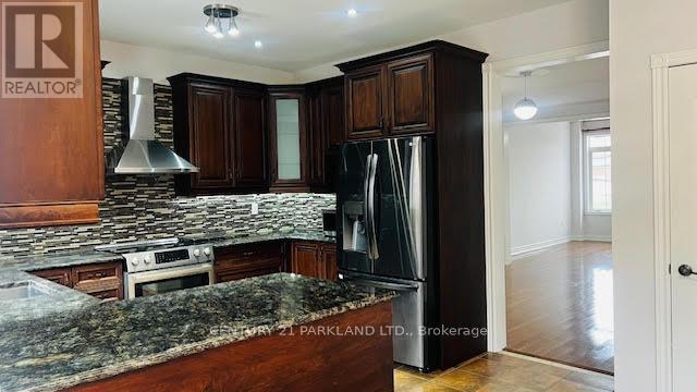 185 Jefferson Forest Drive, Richmond Hill, Ontario  L4E 4K4 - Photo 13 - N12766212