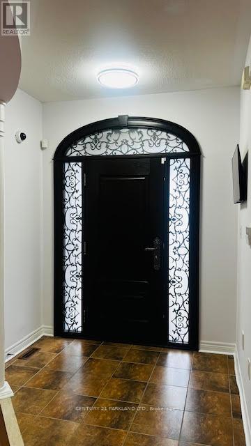 185 Jefferson Forest Drive, Richmond Hill, Ontario  L4E 4K4 - Photo 6 - N12766212