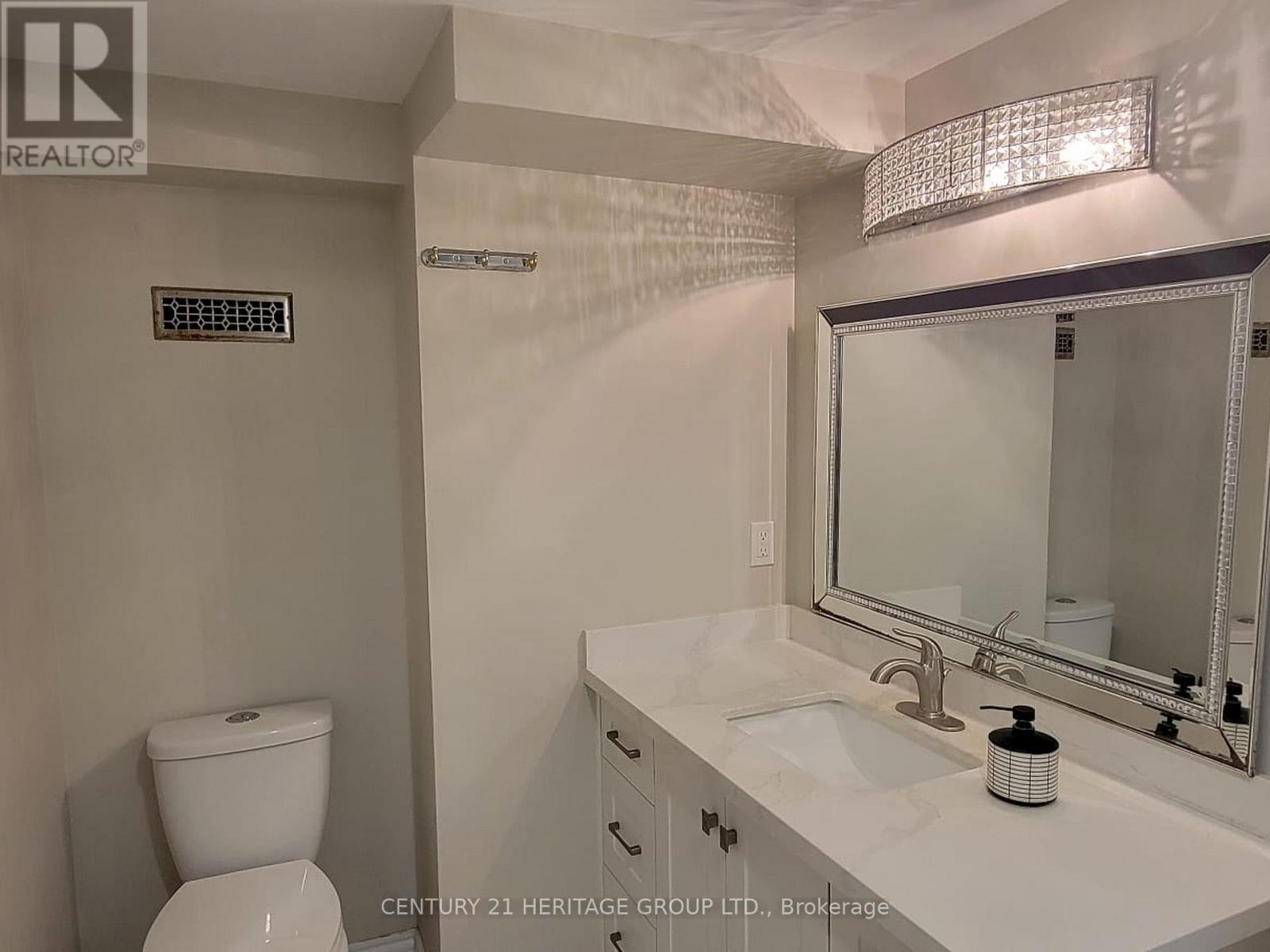 Lower - 45 Lewis Drive, Newmarket, Ontario  L3Y 1R6 - Photo 10 - N12766238