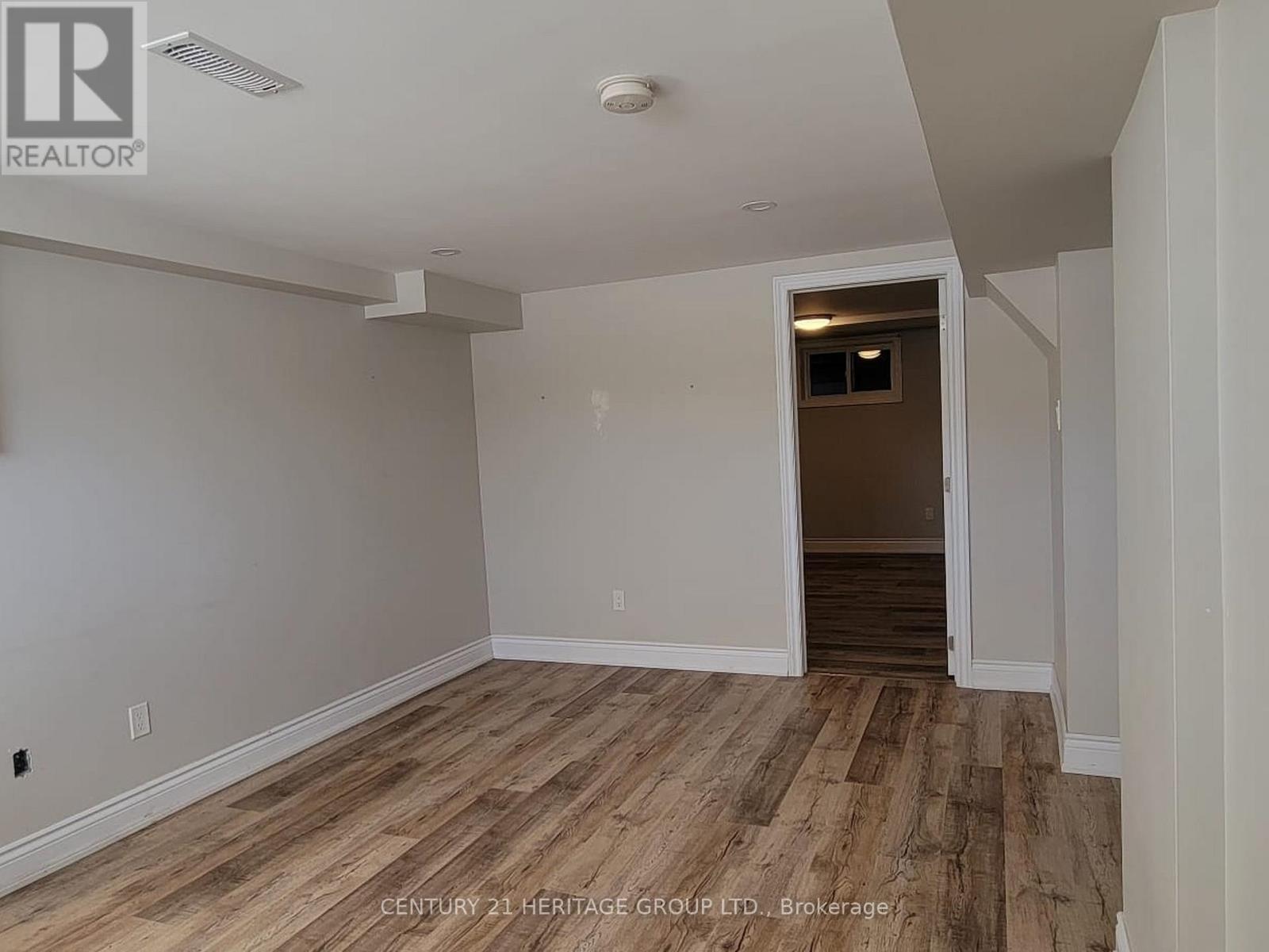 Lower - 45 Lewis Drive, Newmarket, Ontario  L3Y 1R6 - Photo 9 - N12766238