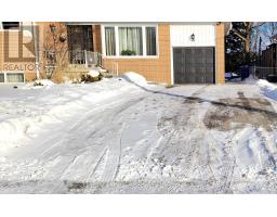 LOWER - 45 LEWIS DRIVE, Newmarket, Ontario