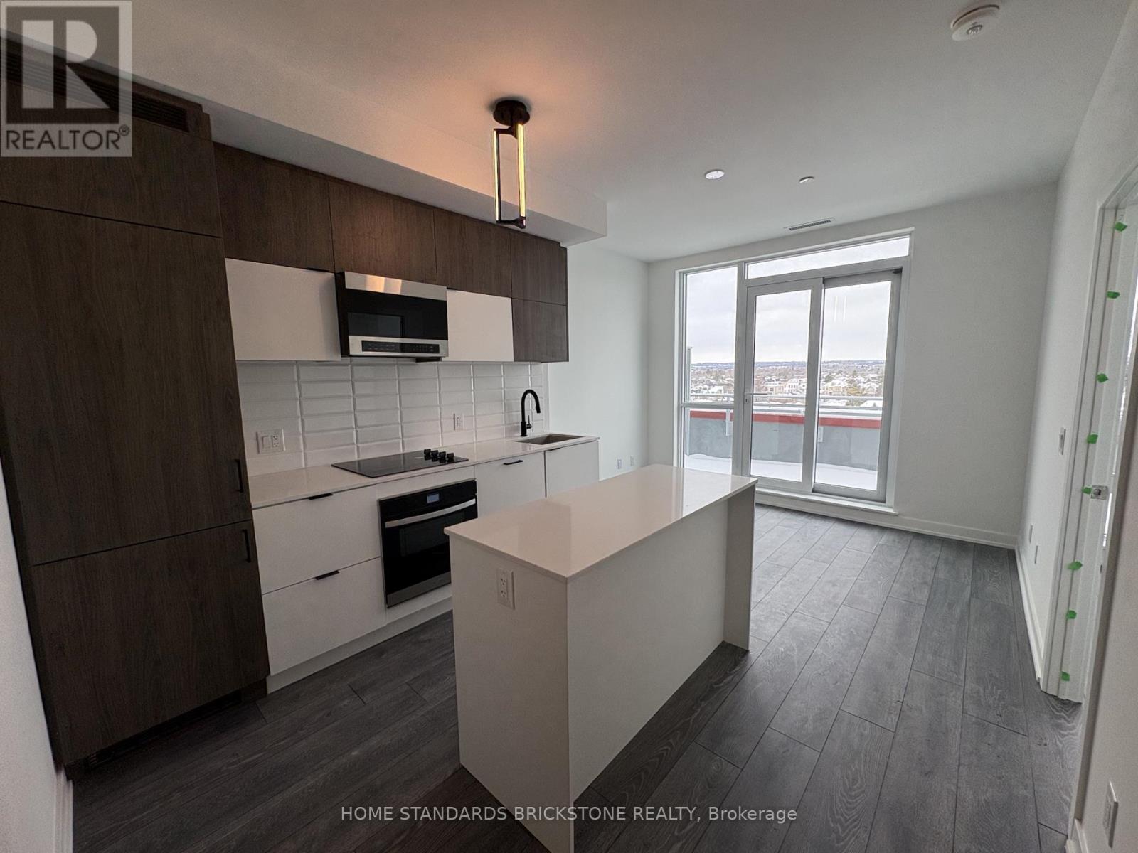 719 - 8888 Yonge Street, Richmond Hill, Ontario  L4C 6Z1 - Photo 2 - N12766250