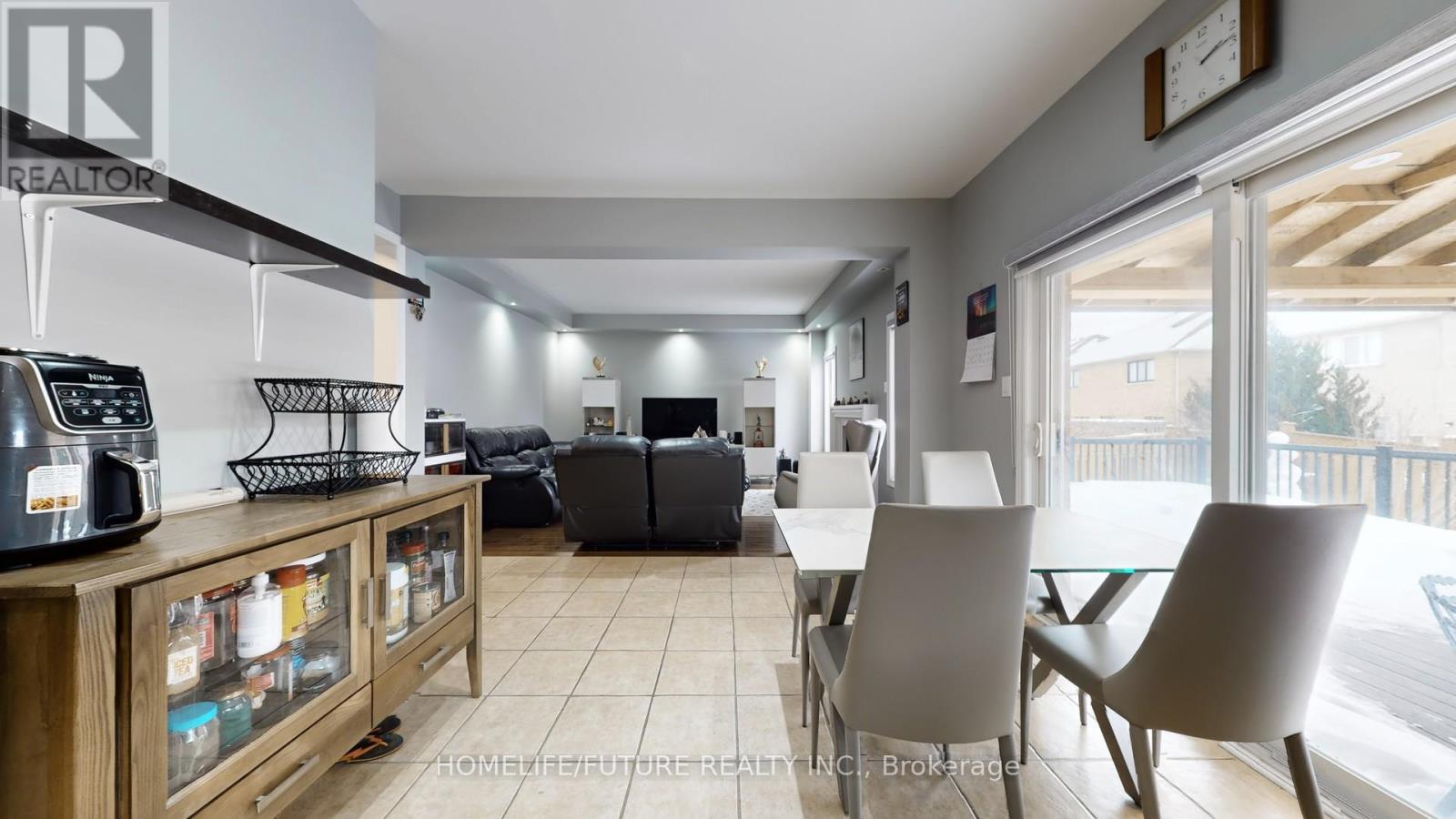 23 Oakborough Drive, Markham, Ontario  L6B 0H3 - Photo 21 - N12766292