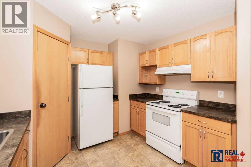 12901 93 Street, Grande Prairie, Alberta  T8X 1S6 - Photo 4 - A2276055