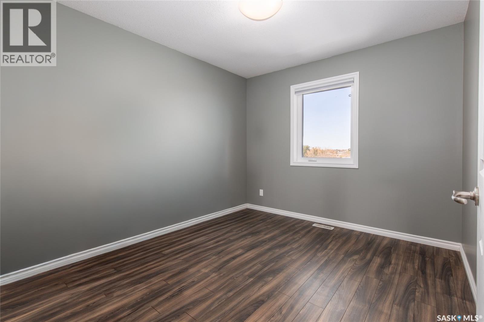 66 Iroquois Street E, Moose Jaw, Saskatchewan  S6H 4S8 - Photo 35 - SK020654