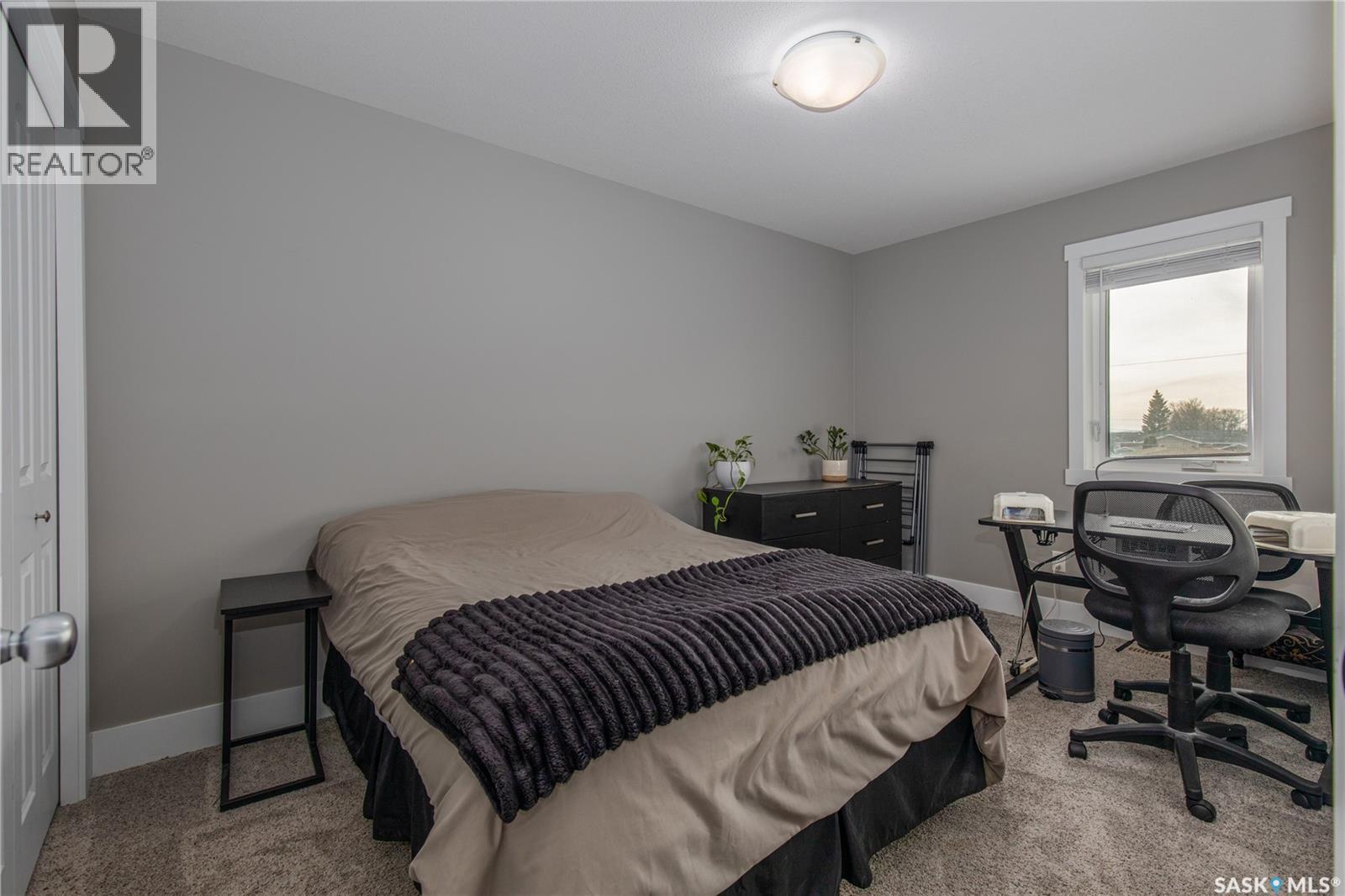 1021 Vaughan Street W, Moose Jaw, Saskatchewan  S6H 5P1 - Photo 35 - SK028074