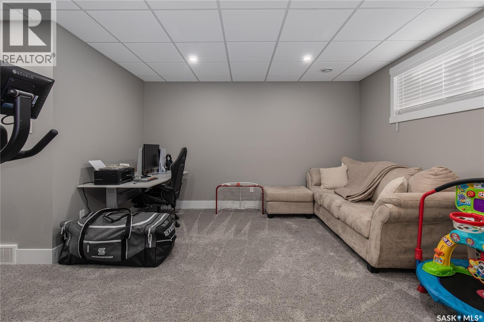 1021 Vaughan Street W, Moose Jaw, Saskatchewan  S6H 5P1 - Photo 41 - SK028074