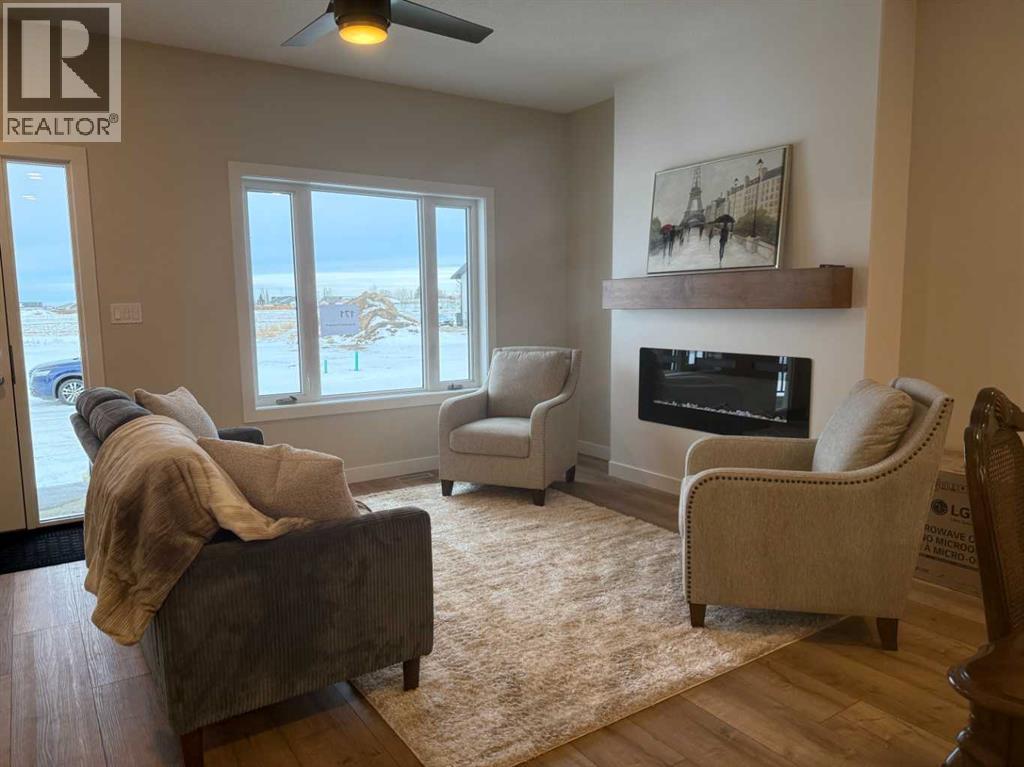 242 Parkview Lane W, Bow Island, Alberta  T0K 0G0 - Photo 6 - A2194425