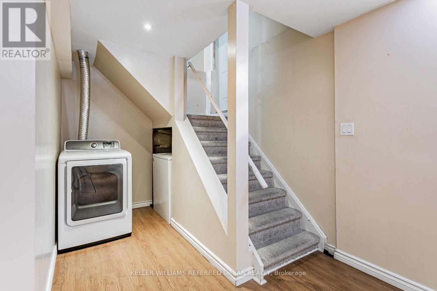 39 Summerdale Crescent, Brampton, Ontario  L6X 4V9 - Photo 22 - W12766264