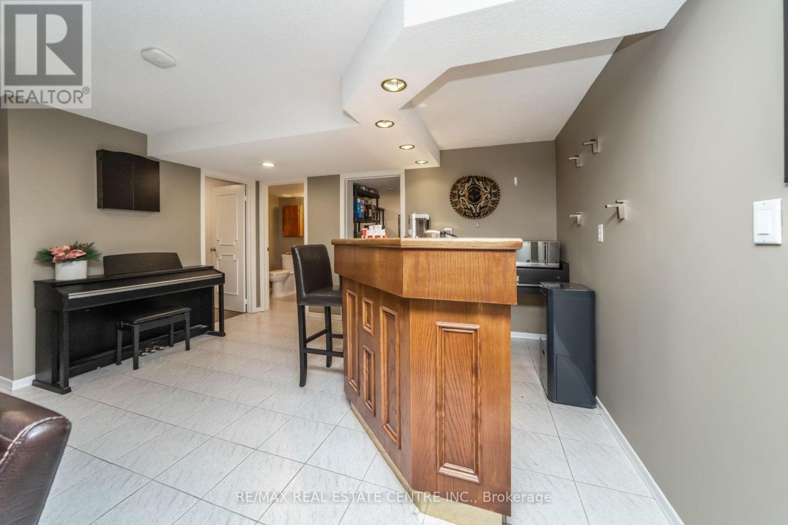 50 Lacewood Crescent, Brampton, Ontario  L6S 3K4 - Photo 31 - W12766272