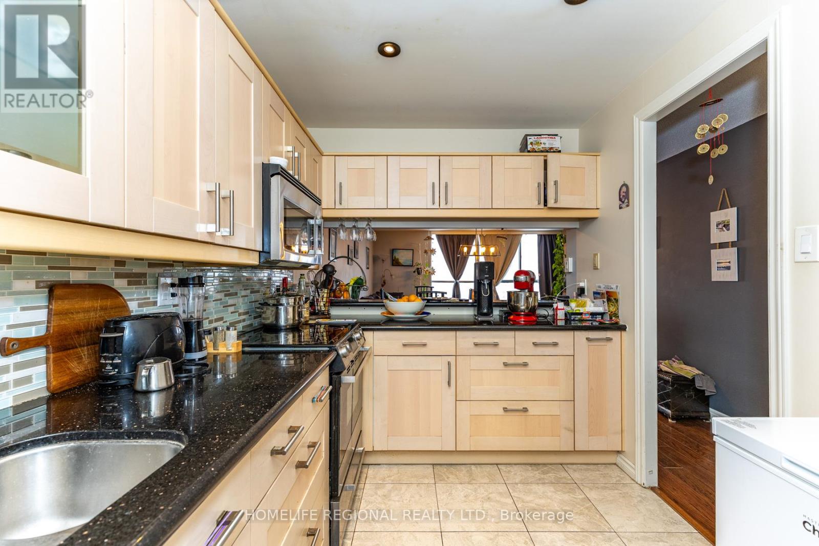 Ph14-2414 - 10 Martha Eaton Way N, Toronto, Ontario  M6M 5B3 - Photo 15 - W12766306