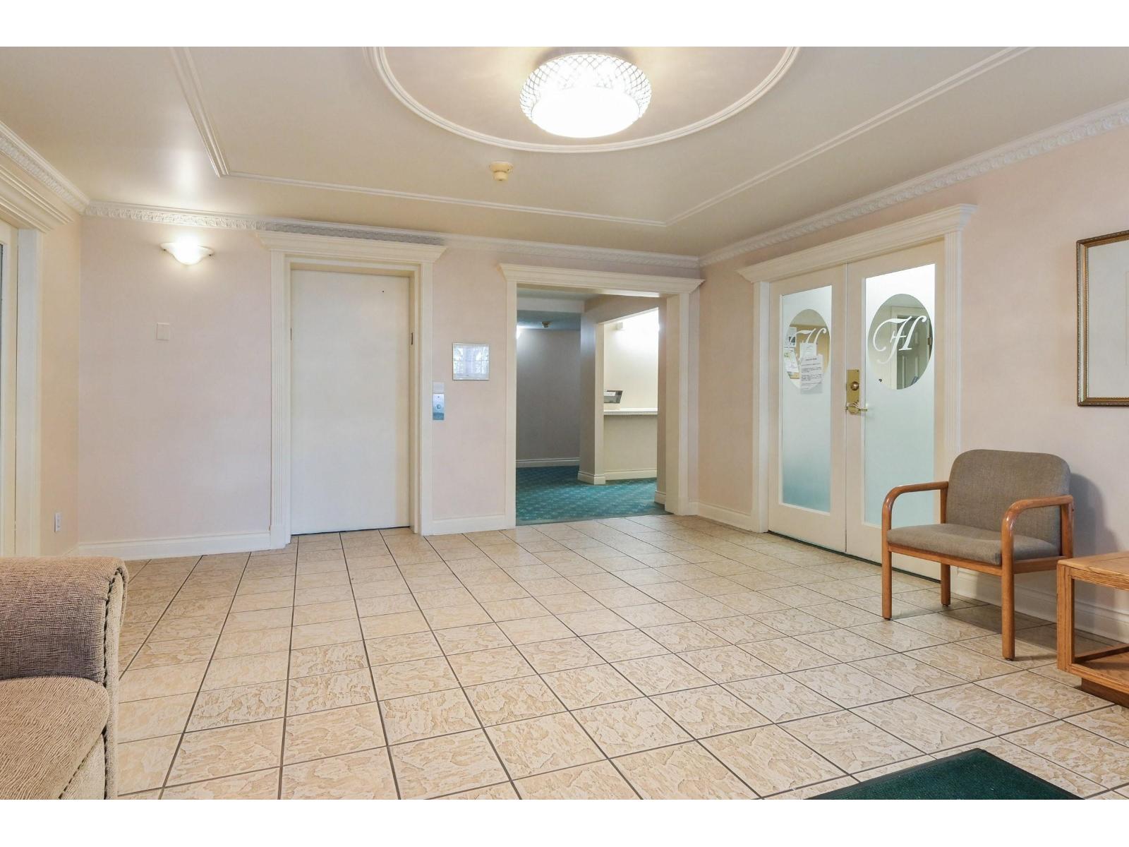 107 16065 83 Avenue, Surrey, British Columbia  V4N 0N2 - Photo 3 - R3087310