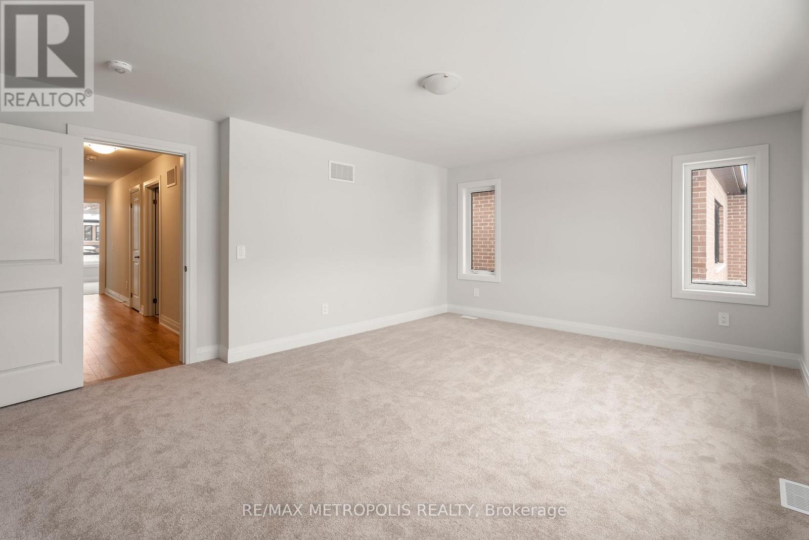 31 Walters Street, Kawartha Lakes, Ontario  K9V 0S2 - Photo 22 - X12766202