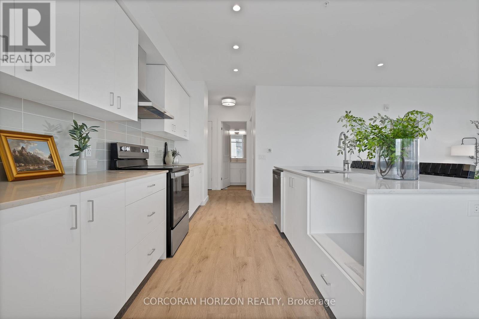 1702 - 50 Grand Avenue S, Cambridge, Ontario  N1S 2L8 - Photo 5 - X12766218