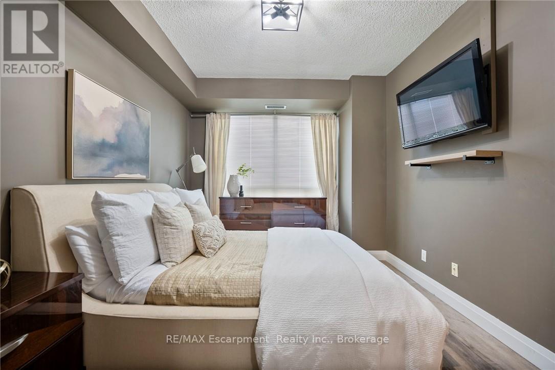 902 - 88 Palace Pier, Toronto (Mimico), Ontario  M8V 3W9 - Photo 10 - W12766328