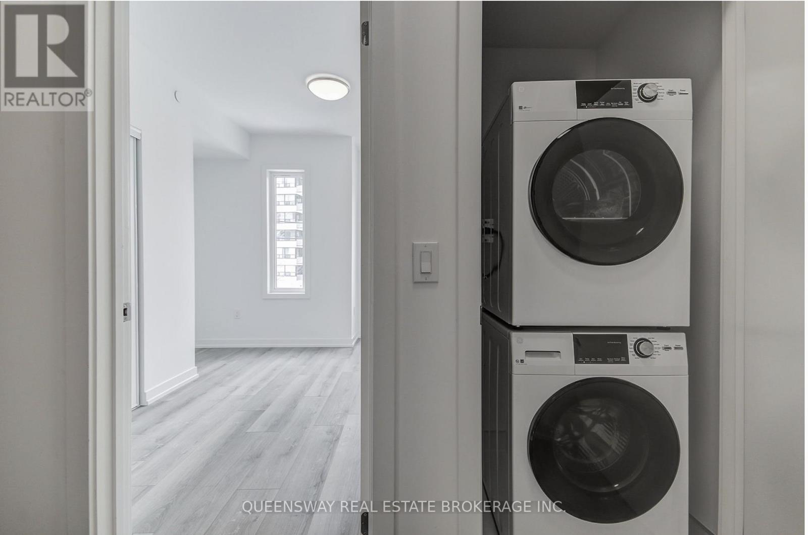 3079 Pharmacy Avenue, Toronto, Ontario  M1T 1H8 - Photo 7 - E12752494