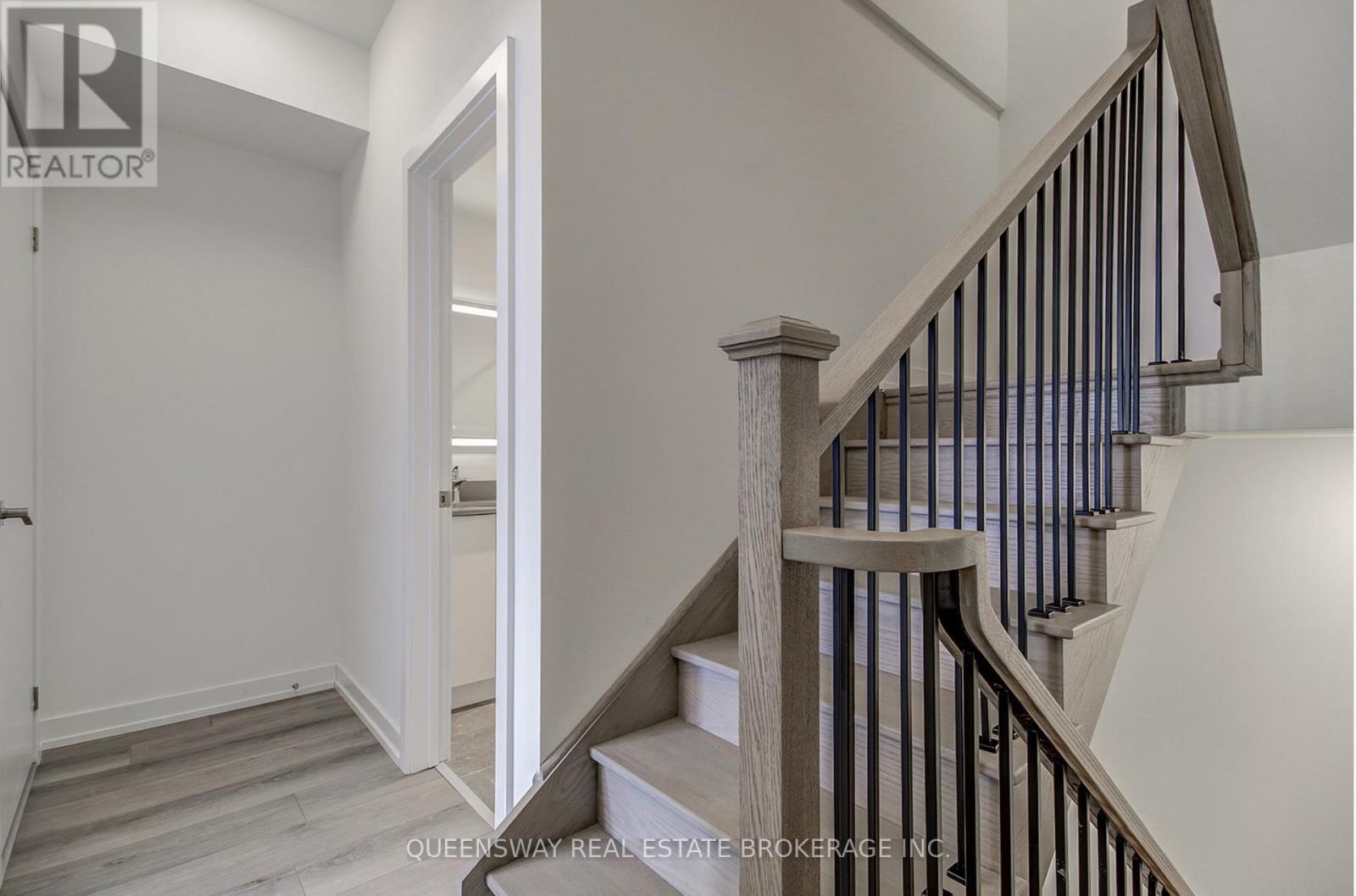 3079 Pharmacy Avenue, Toronto, Ontario  M1T 1H8 - Photo 11 - E12752494