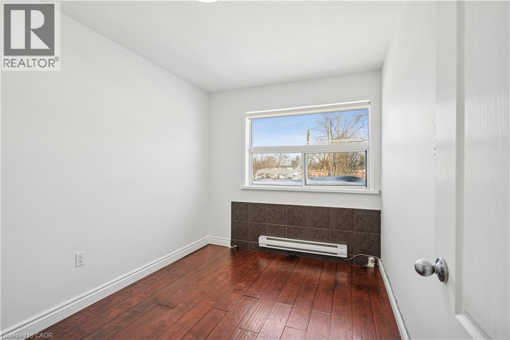 1 Elgin Street N Unit# 4, Acton, Ontario  L7J 2B2 - Photo 11 - 40803398