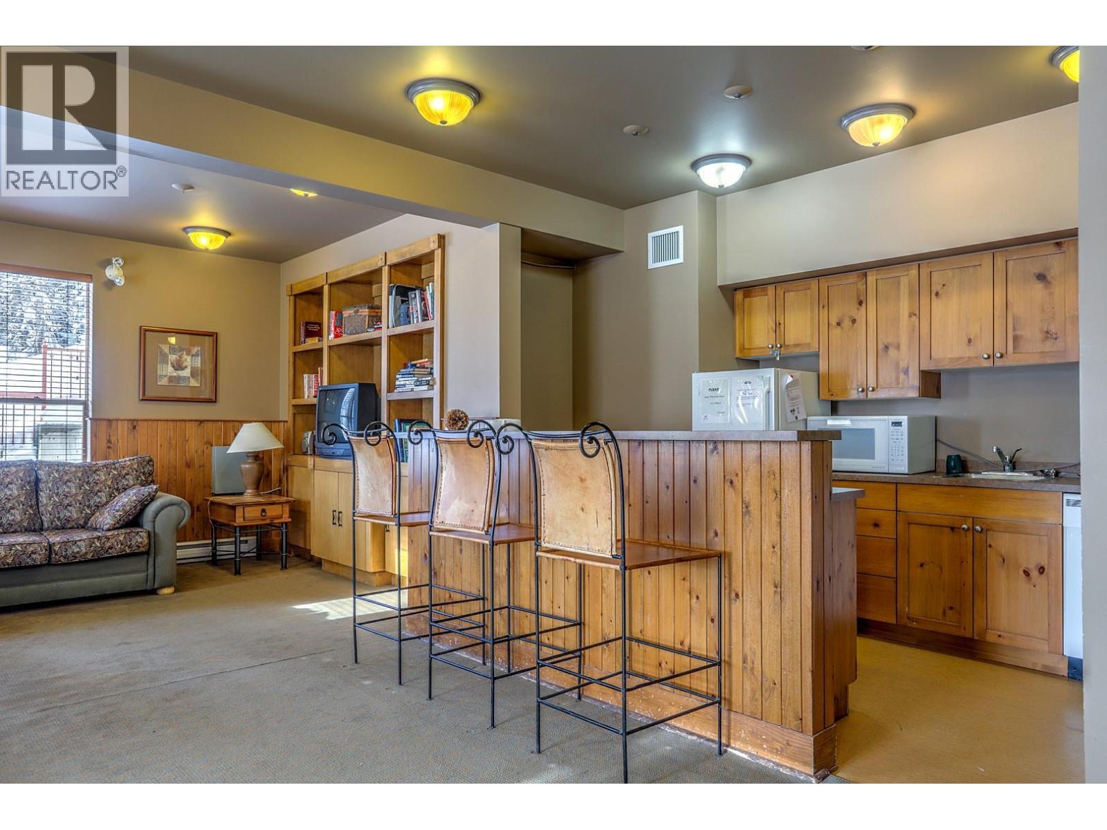 9802 Silver Star Road Unit# 306, Silver Star, British Columbia  V1B 3W9 - Photo 20 - 10374481