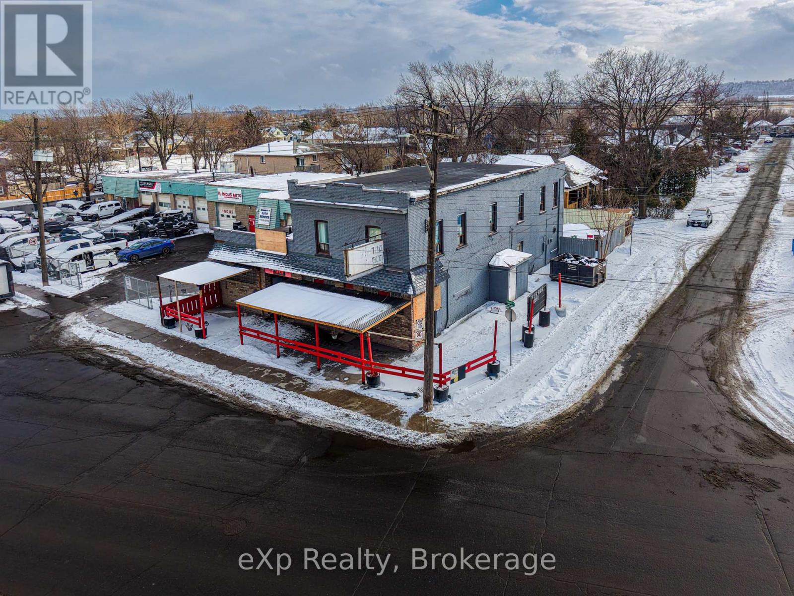 152 Grenfell Street, Hamilton (Industrial Sector), Ontario  L8H 3J2 - Photo 6 - X12766432