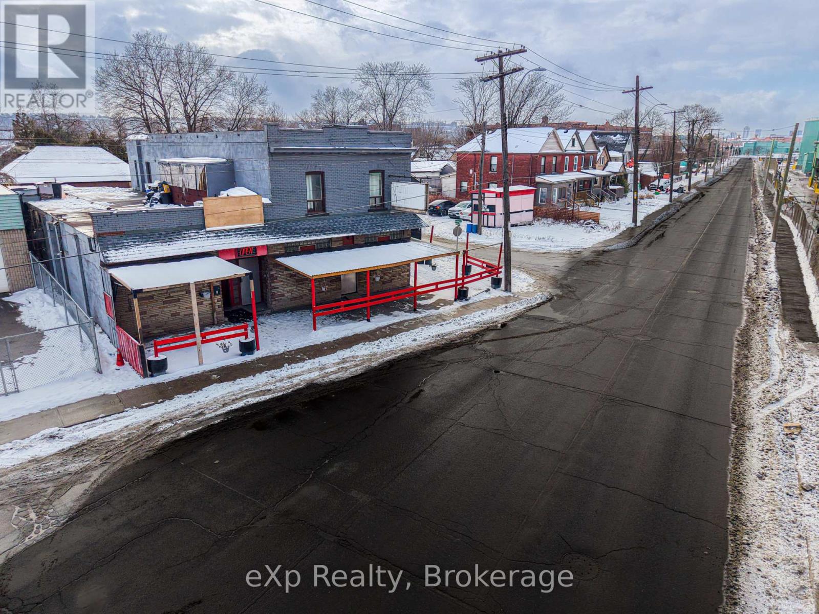 152 Grenfell Street, Hamilton (Industrial Sector), Ontario  L8H 3J2 - Photo 8 - X12766432