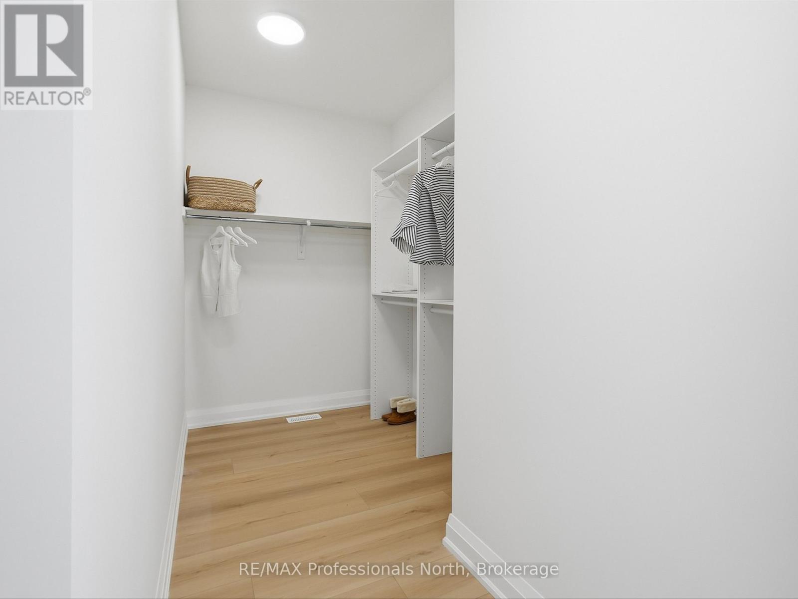 11 Clarkes Lane, Huntsville, Ontario  P0B 1M0 - Photo 30 - X12766480