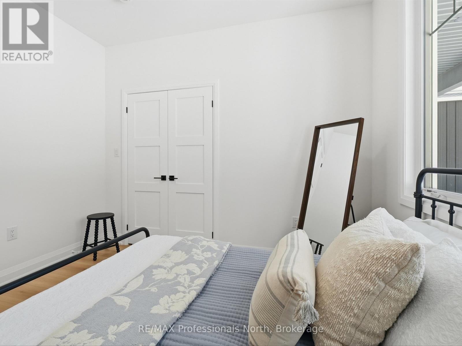 11 Clarkes Lane, Huntsville, Ontario  P0B 1M0 - Photo 38 - X12766480