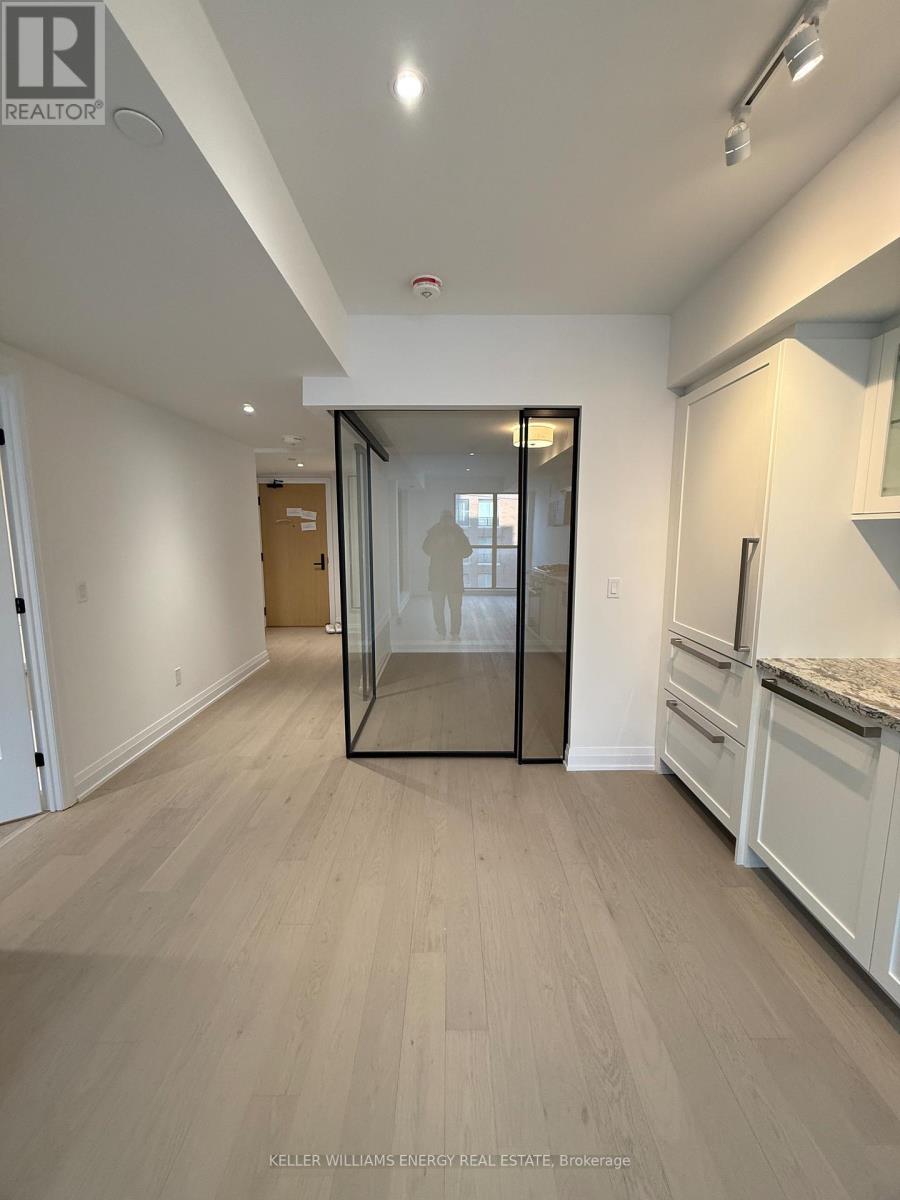 308 - 505 Glencairn Avenue, Toronto (Englemount-Lawrence), Ontario  M6B 0B2 - Photo 7 - C12766378