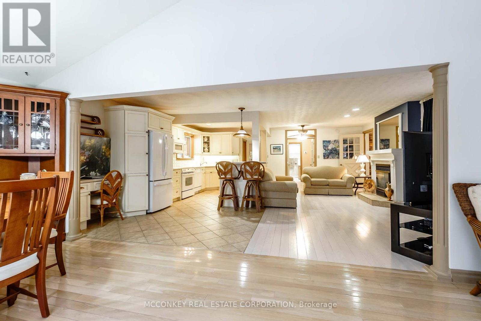 244 Sherin Avenue, Peterborough (Ashburnham Ward 4), Ontario  K9J 1B6 - Photo 15 - X12766392