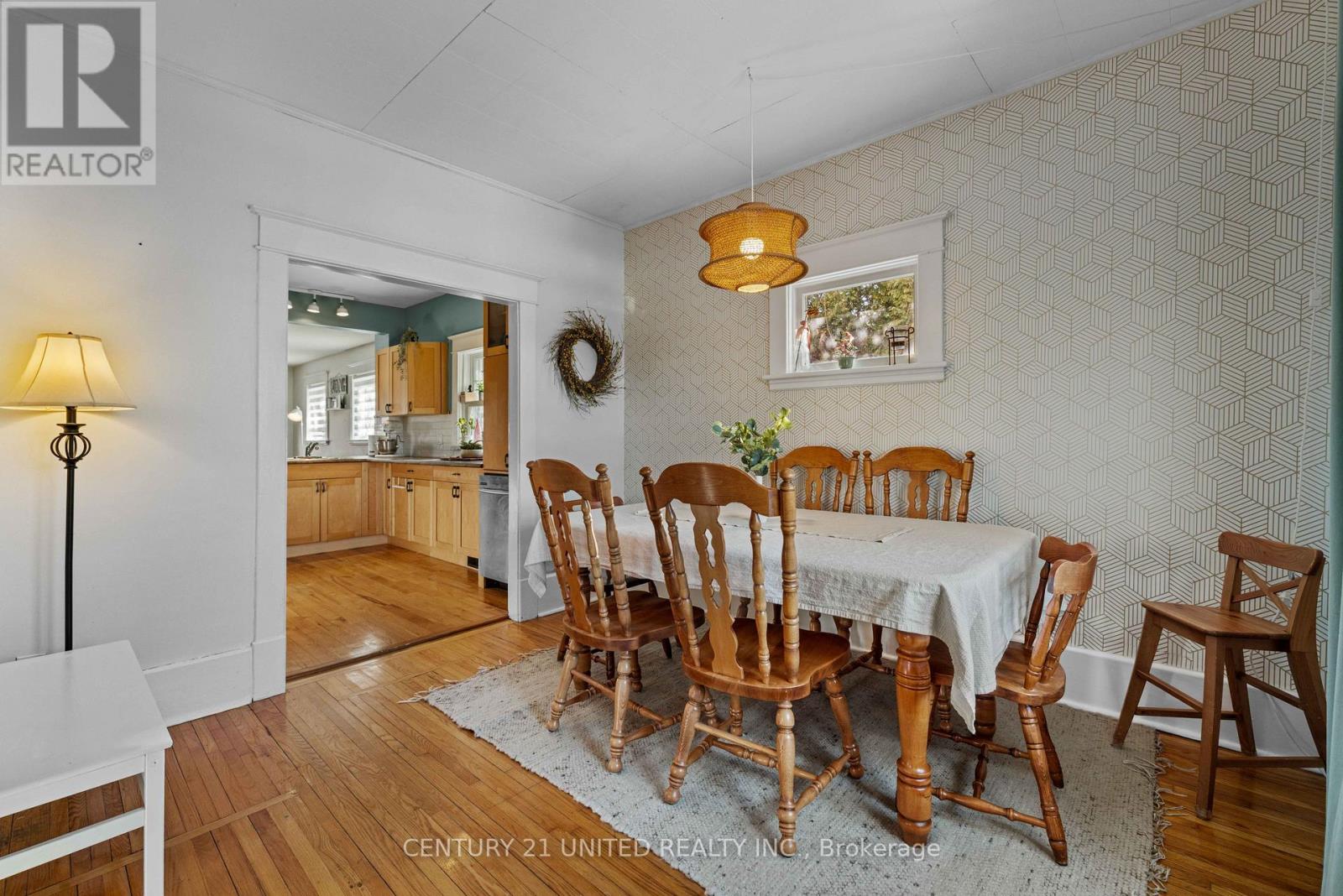 614 River Road S, Peterborough (Ashburnham Ward 4), Ontario  K9J 1E7 - Photo 2 - X12766548