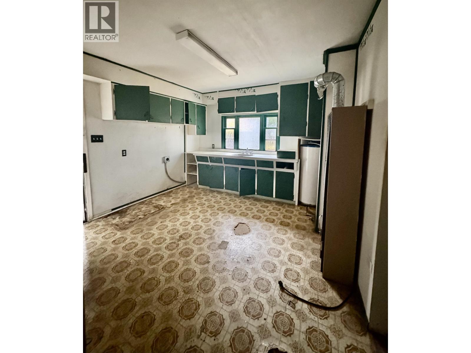 5112 Medeek Avenue, Terrace, British Columbia  V8G 1E1 - Photo 11 - R3087026